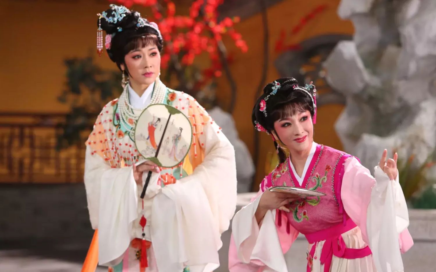 越剧《西厢记》