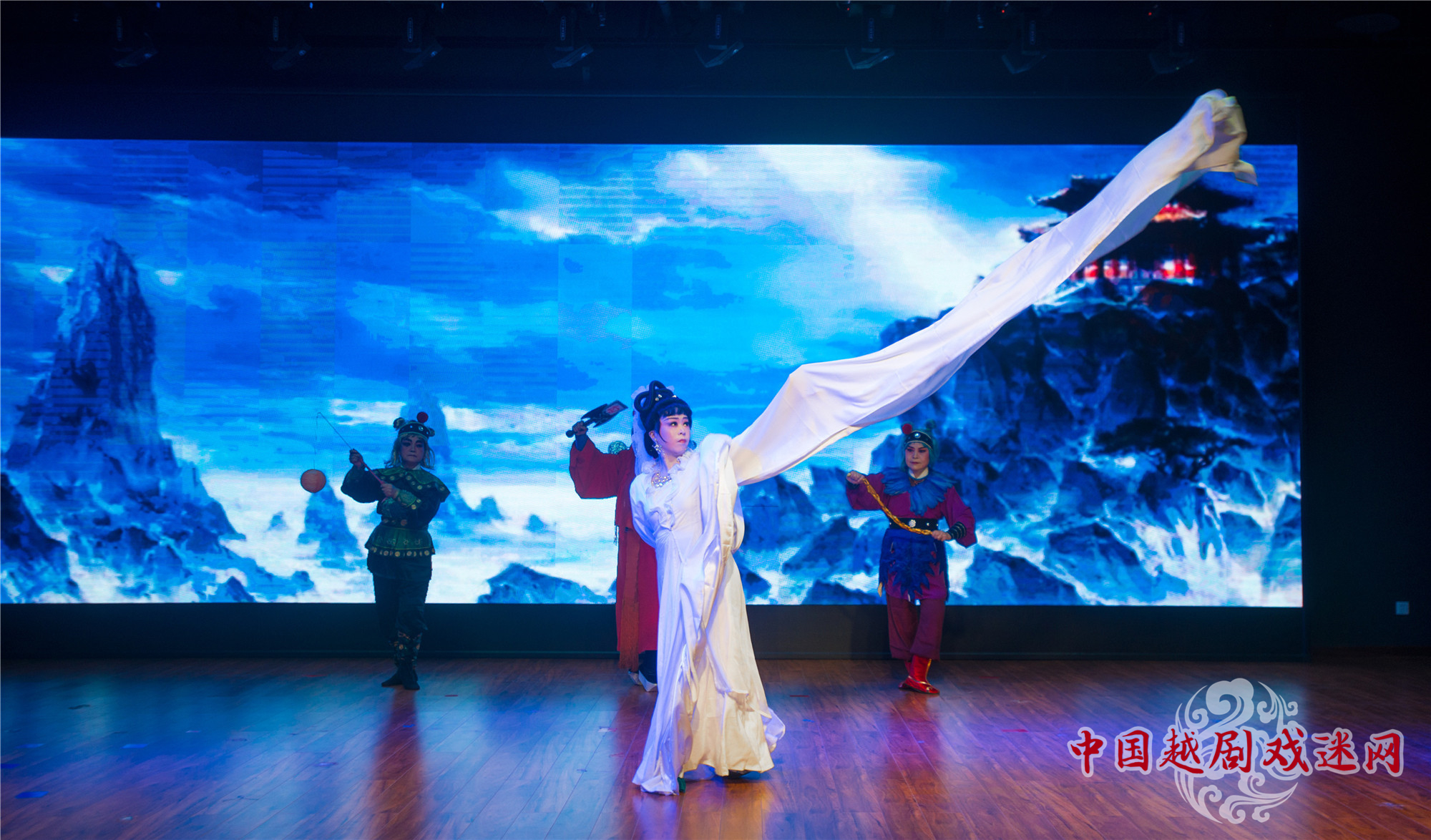 7·《情探·行路》剧照_副本.jpg
