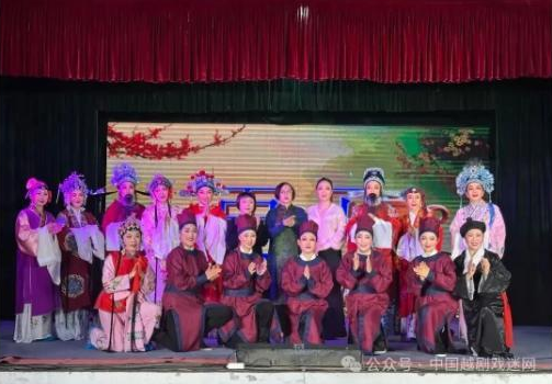 “越”会天台，共话重阳！ 连云港站在天台交流演出